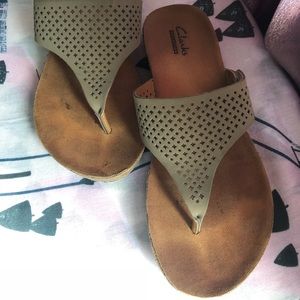 Clark’s Tan Flip Flops